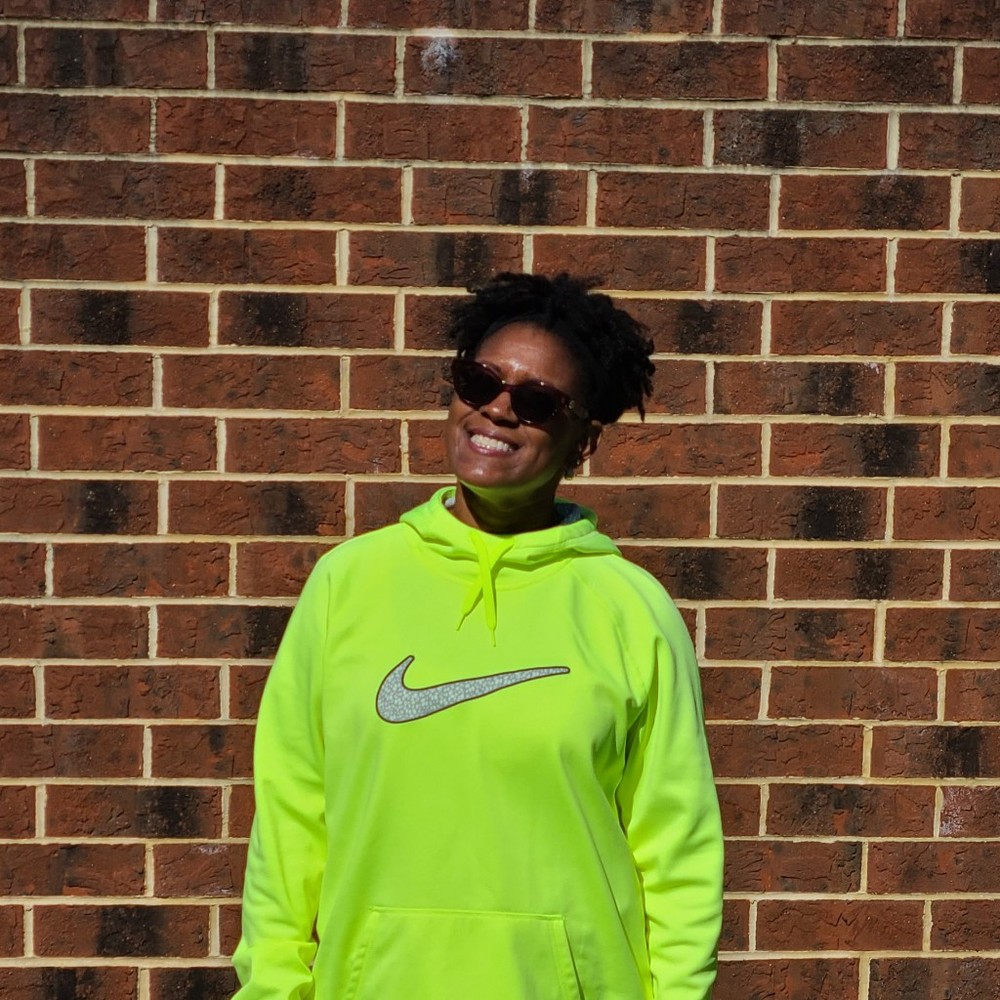 Meet your Posher, Alethia